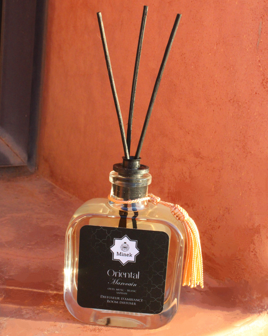 Diffuseur à bâtonnets Mïnek 200ml – Parfum d'ambiance aux senteurs marocaines, sans flamme, jusqu'à 18 semaines de diffusion